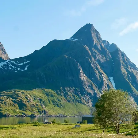 Renovated Barn With A View * Bjornsand